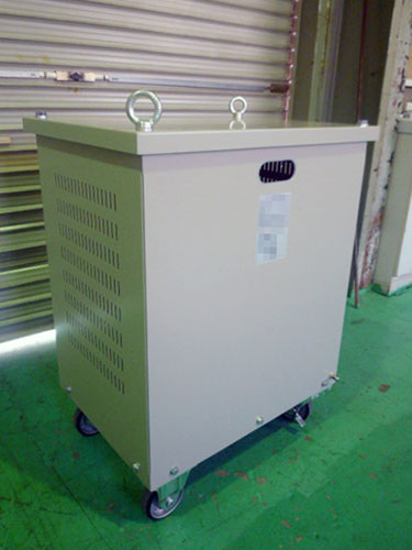 1283　三相絶縁変圧器（デルタ/デルタ結線）20kVA