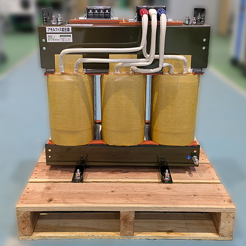 1642 200V→460V 昇圧変圧器（40kVA）｜アメリカからの輸入機器に対応したフルオーダー製作