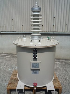試験用-001　単相3kVA　200/30000Vの試験用変圧器