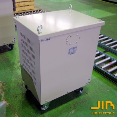 1559　三相アモルファス昇圧変圧器　32kVA