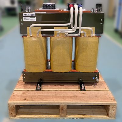 1642 200V→460V 昇圧変圧器（40kVA）｜アメリカからの輸入機器に対応したフルオーダー製作
